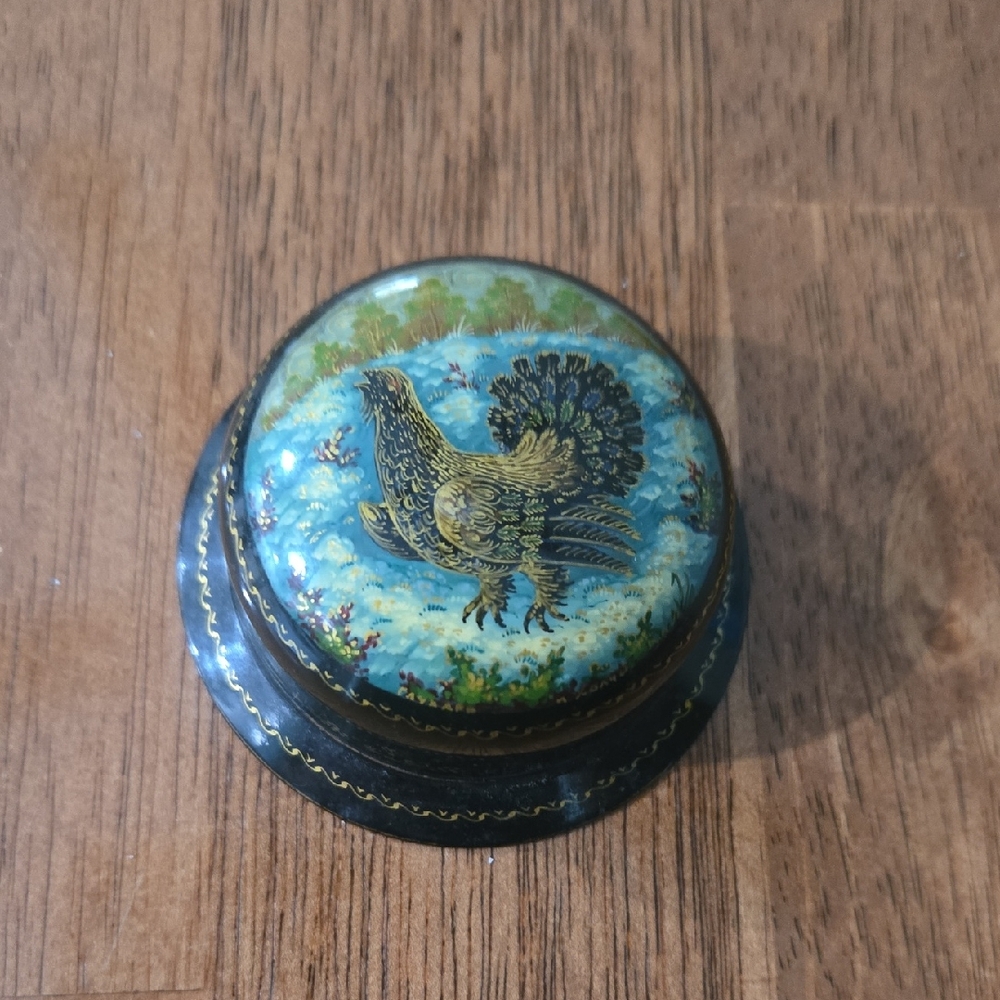 Vintage Handcrafted Decorative Box with Bird Design Russian lacquer miniature.